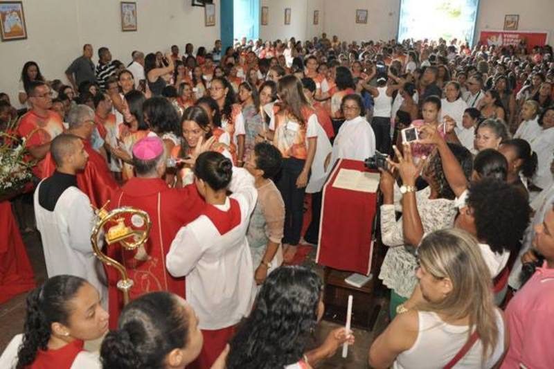 Comunidade de Viana se une em celebração no encerramento da 206ª Festa do Divino