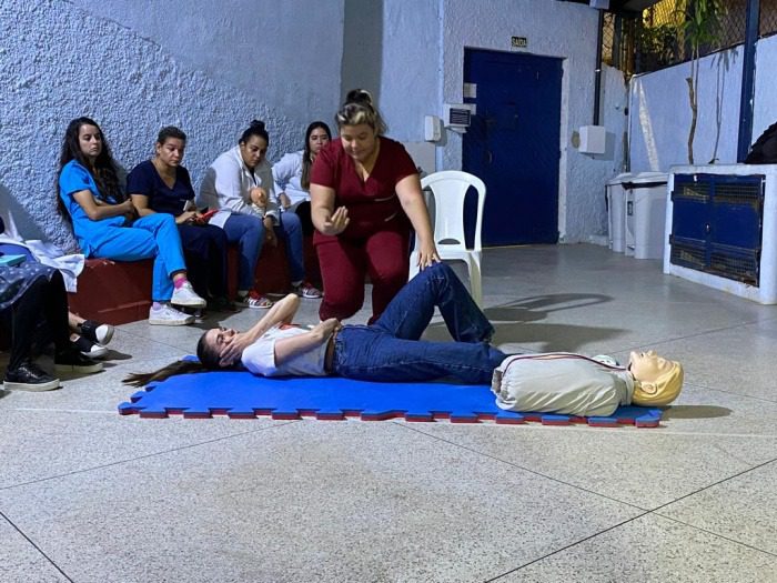 Cmei no Forte São João implementa aulas de primeiros socorros e testes visuais para promover segurança e saúde dos alunos