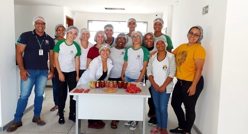 Incaper promove capacitação de alunos de curso técnico em Agropecuária de Conceição do Castelo