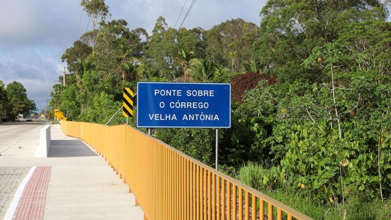 Inaugurada ponte sobre Córrego Velha Antônia em Conceição da Barra