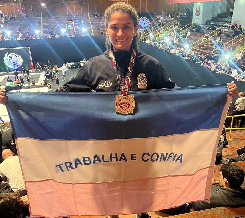 Capixaba estreia na faixa preta em Mundial de jiu-jitsu e conquista medalha de prata