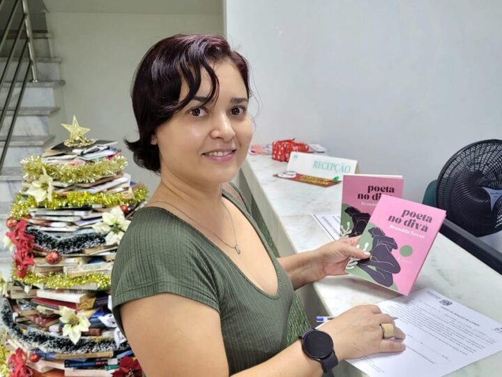 Escritora Brendda Neves lança o livro ‘Poeta no divã’ na Biblioteca Pública do Espírito Santo