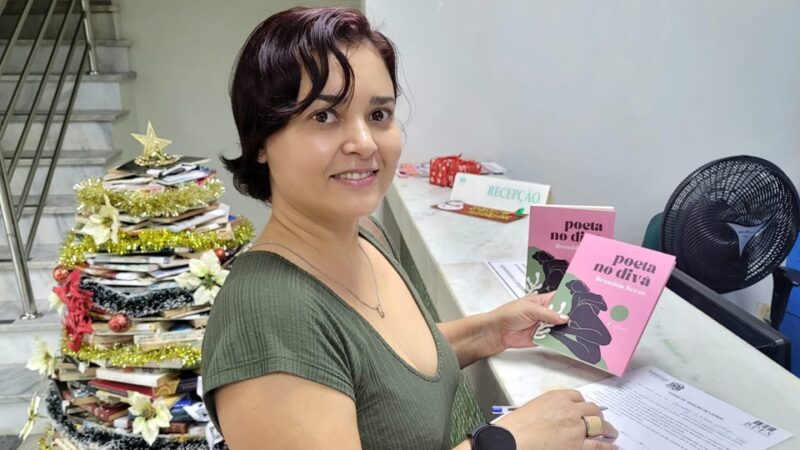 Escritora Brendda Neves lança o livro ‘Poeta no divã’ na Biblioteca Pública do Espírito Santo