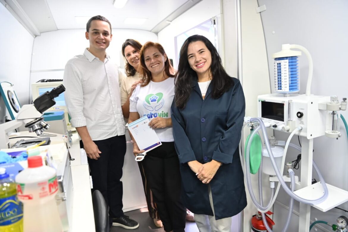 Pazolini inicia atendimentos do VetMóvel, o consultório médico veterinário itinerante na Grande São Pedro
