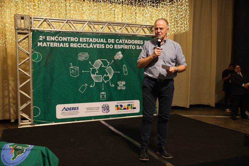 Evento da Aderes reúne Catadores de Recicláveis em Encontro Estadual na Serra