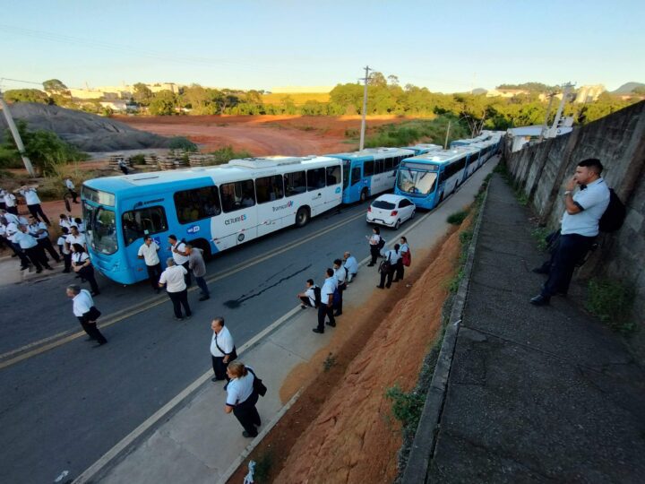 Paralisação de Rodoviários Pega Passageiros de Surpresa na Grande Vitória: Sem Ônibus