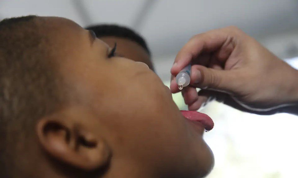Início da Campanha Nacional de Vacinação contra a Poliomielite nesta segunda (27)