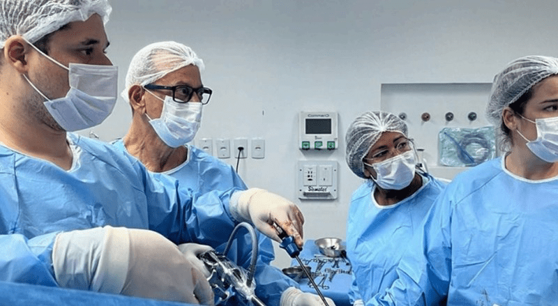 Primeira Cirurgia por Vídeo no Hospital Estadual Roberto Silvares