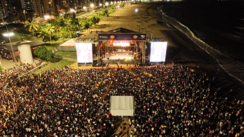 30 Mil Pessoas Comparecem ao Jesus Vida Verão Organizado por Pazolini em Camburi