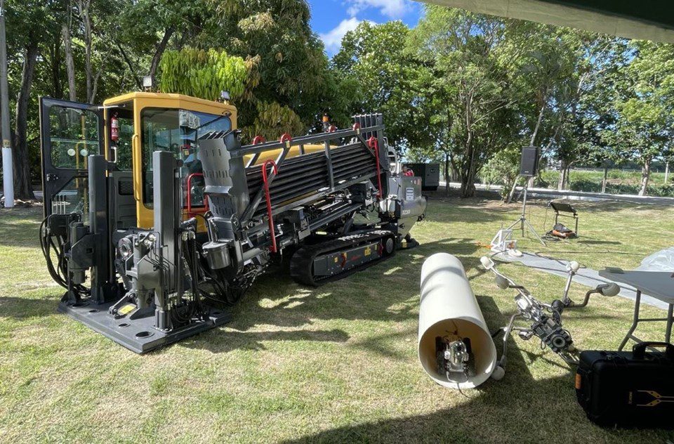 Cesan começa a troca de redes de água na Praia do Canto utilizando tecnologia robótica