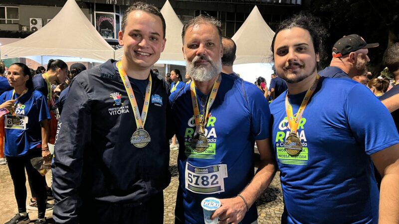 Pazolini marca presença em corrida noturna que valoriza o patrimônio cultural do Centro de Vitória