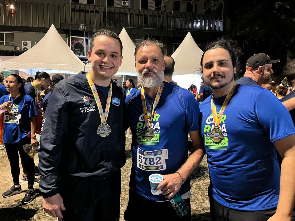 Pazolini marca presença em corrida noturna que valoriza o patrimônio cultural do Centro de Vitória