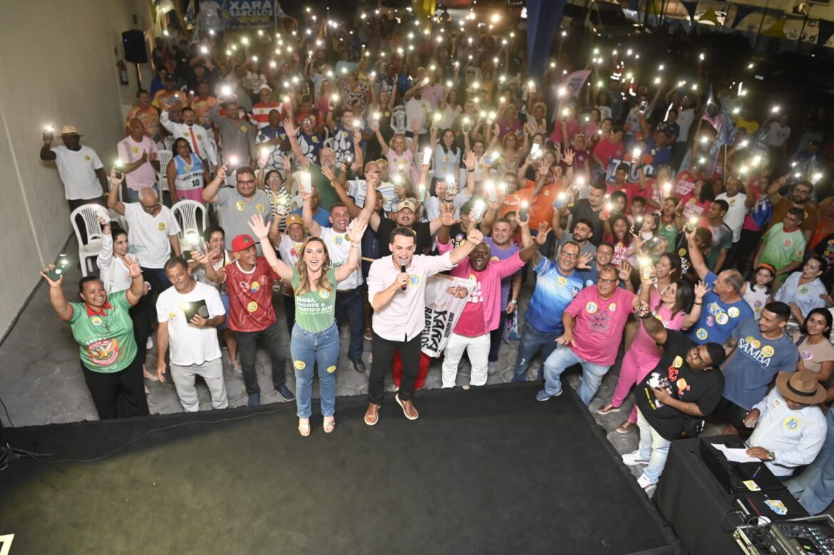 Carnavalescos reunidos no Encontro do Samba mostram apoio à reeleição de Pazolini