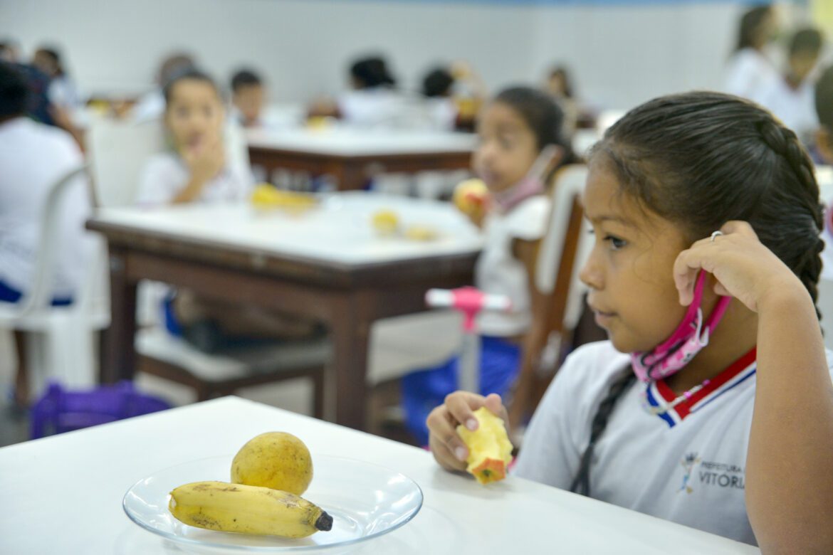 Homologação do resultado final do concurso da Educação é anunciada em Vitória