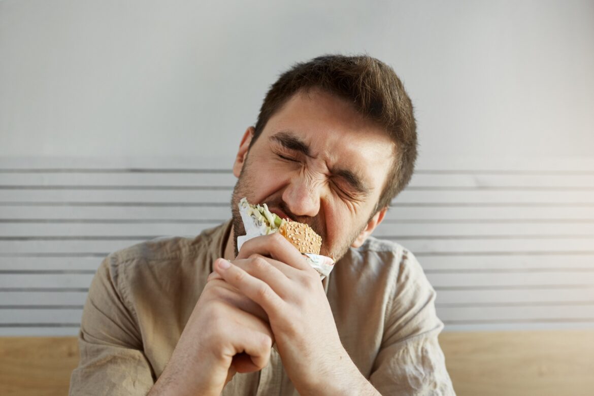 Como encontrar o equilíbrio entre desfrutar da comida e manter hábitos saudáveis?